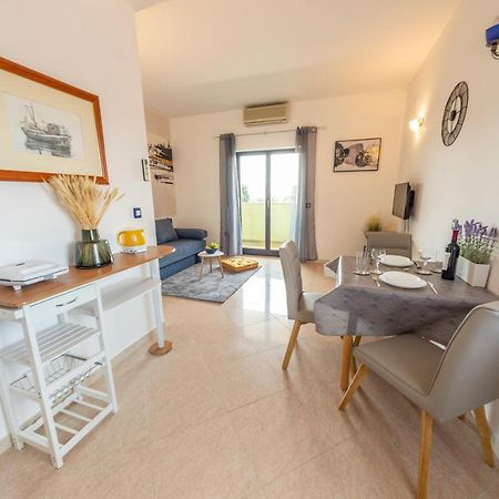 Apartments Krivicic Blue Pomer Zewnętrze zdjęcie